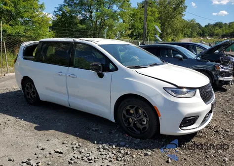 2024 Chrysler Pacifica Hybrid Select z USA, uszkodzony, nr VIN 2C4RC1S79RR158421